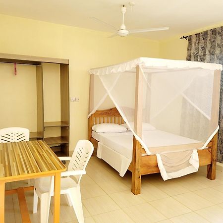 Casuarina Lounge Hotel Malindi Kültér fotó