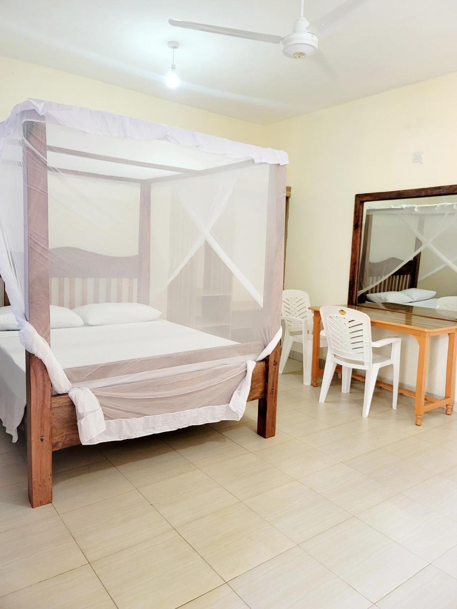 Casuarina Lounge Hotel Malindi Kültér fotó